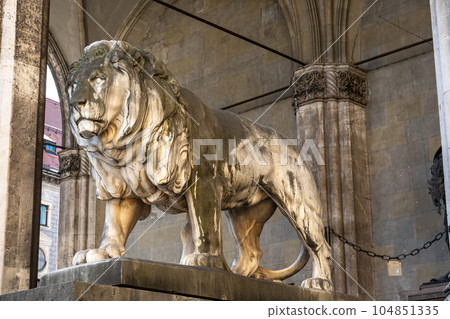 The statues of lions in front of the Field Marshall's Hall in Munich, Germany 104851335