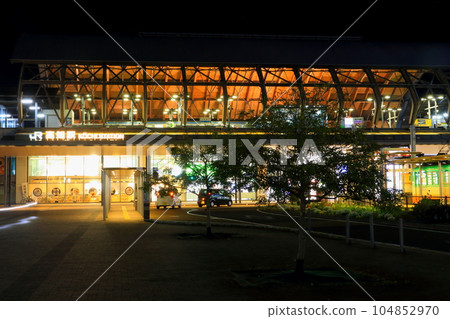 Kochi station at night Kochi station at night 104852970