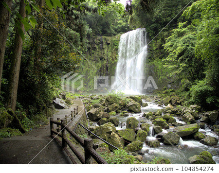 Amagase no Sakura Falls Sakuratake, Amagasecho, Hita City, Oita Prefecture 104854274