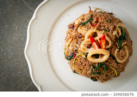 fried rice with squid and basil in Thai style 104856076