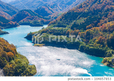 Yuzawa Town, Niigata View from the Tashiro Ropeway in the fall foliage Lake Nii Yuzawa Town, Niigata View from the Tashiro Ropeway in the fall foliage Lake Nii 104857853