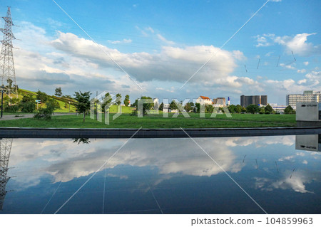 Iwate Prefectural Museum of Art: An art museum that mainly exhibits the works of local artists such as Tetsugoro Yorozu, Shunsuke Matsumoto, and Yasutake Funakoshi. 104859963