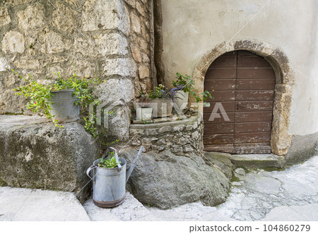 The old stone houses in Moscenice, Croatia 104860279