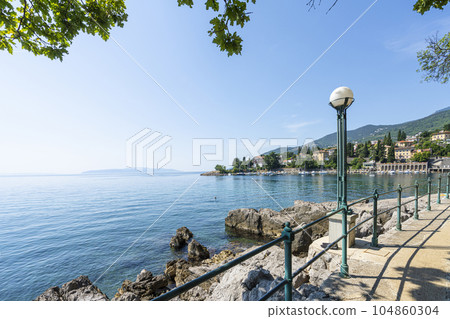 waterfront promenade in Opatjia, Croatia 104860304