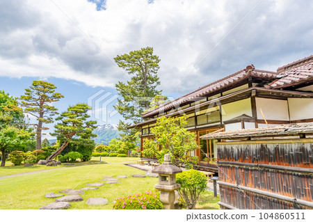 藤田紀念庭園 借岩山風景的日式建築 104860511