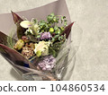 Bouquet pulling (left side) 104860534