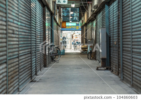 九條購物中心九條商店街後巷百葉窗街(大阪市西區九條) 九條購物中心九條商店街後巷百葉窗街(大阪市西區九條) 104860603