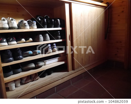 Shoebox　 104862039