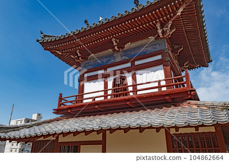 Nagasaki Kofuku-ji temple bell and drum tower Nagasaki Kofuku-ji temple bell and drum tower 104862664