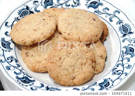 白巧克力杏仁餅乾 104871811