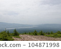 從北海道駒嶽山頂看到的大沼和小沼 104871998
