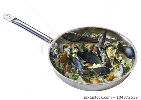 frying pan with mussels and prawns. mussels and prawns cooked with milk decorated with green parsley isolated on a white background. frying pan with mussels and prawns. mussels and prawns cooked with milk decorated with green parsley isolated on a white background. 104872619