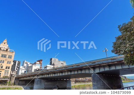 Kyoto Kamogawa Shijo Ohashi Bridge Kyoto Kamogawa Shijo Ohashi Bridge 104873099