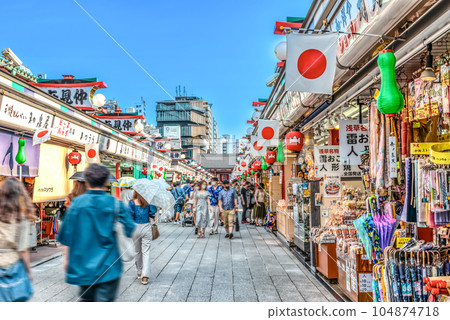 東京淺草寺/仲見世商店街的街景 東京淺草寺/仲見世商店街的街景 104874718