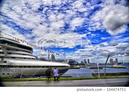 [Kanagawa] View from Yokohama Osanbashi 104874751