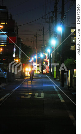 夜晚的城市景觀 夜晚的城市景觀 104875540