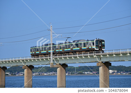 鹿島線信方~鹿島神宮 JR東日本 E131系0系R04編組(幕張) 鹿島線信方~鹿島神宮 JR東日本 E131系0系R04編組(幕張) 104878094