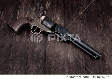 Antique american old west percussion revolver 104878253