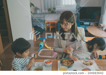 飯糰 兒童 孩子 104883642