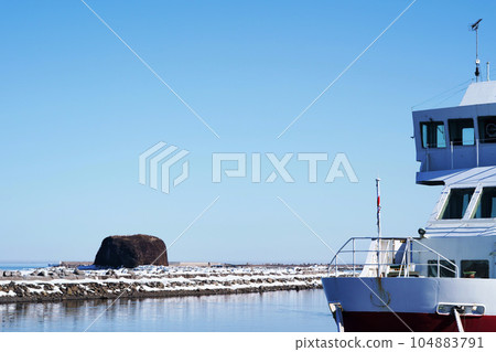 流冰破冰船 Aurora 和 Hatsiwa(北海道) 流冰破冰船 Aurora 和 Hatsiwa(北海道) 104883791