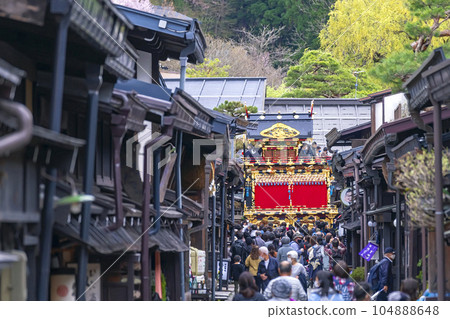 220415 雨天高山節日插畫5g172 104888648