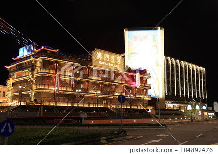 building, hotel, macau 104892476