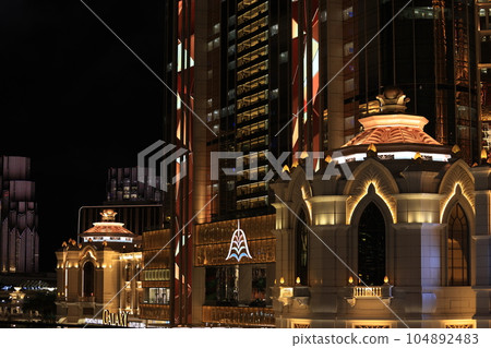 Galaxy Macau in Cotai strip which is one of famous Casino and hotel. it is managed by Galaxy Entertainment Group 104892483