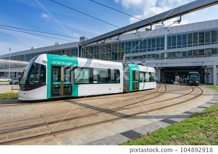 富山市營電車和富山站 104892918