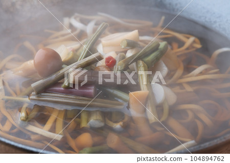 Wild vegetable soba Wild vegetable soba 104894762