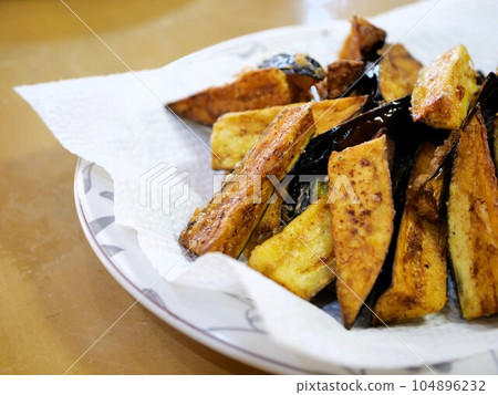 炸茄子 104896232