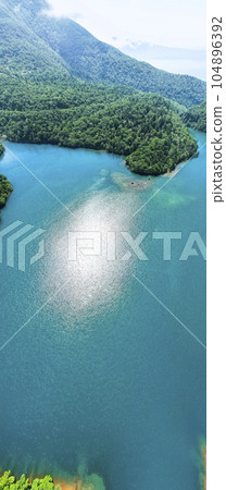夏季 Okotanpe 湖鳥瞰圖 104896392