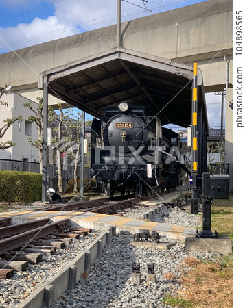D51型蒸汽機車在大阪府茨城市SL公園展出 104898565