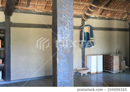 日本老房子，柱子，生活用品 104899165