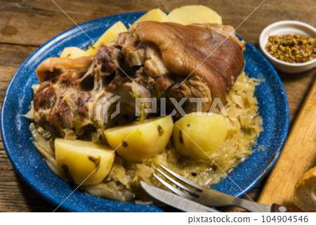 Eisbein German cuisine 104904546