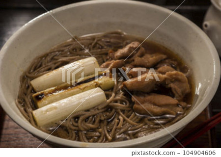 Ducks with garlic 104904606