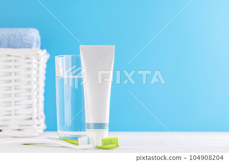 Toothpaste and toothbrushes 104908204