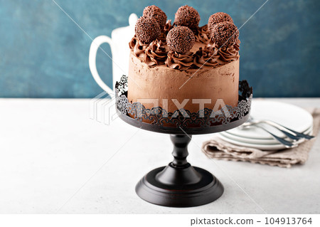 Chocolate coffee cake 104913764