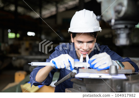 Professional technician worker of manufacturing plant factory 104917982