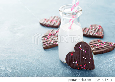 Chocolate hearts cookies for Valentines day Chocolate hearts cookies for Valentines day 104921605