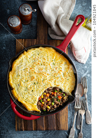 Shepherds pie with ground meat and potatoes Shepherds pie with ground meat and potatoes 104921845