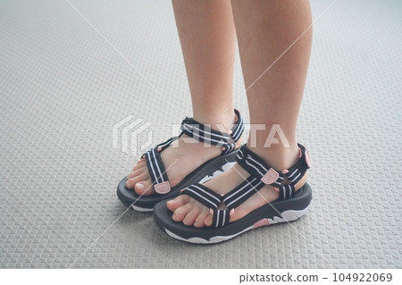 Children's sports sandals. Worn by a 4th grade girl. 104922069
