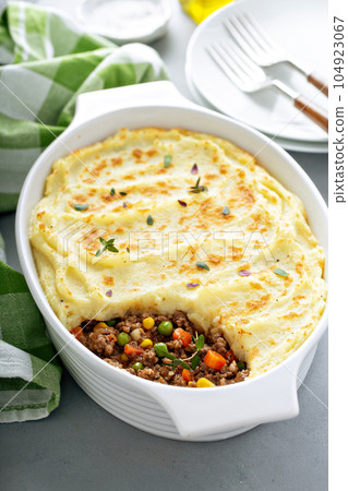 Shepherds pie with beef Shepherds pie with beef 104923067
