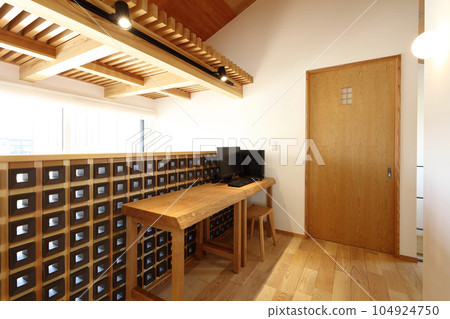 Hobby space in the fashionable 2nd floor hall 104924750