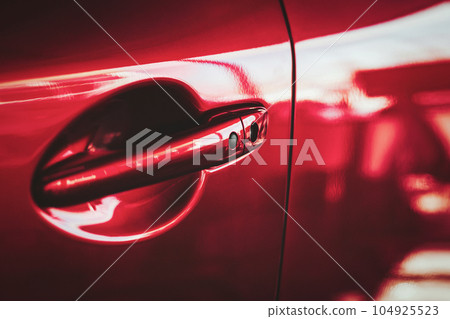 Car door handle with sensor of keyless entry system Car door handle with sensor of keyless entry system 104925523