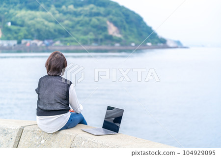 Accounting, clerical work, sales clerical work, clerical staff, spreadsheets, graphs, nomad workers 104929095