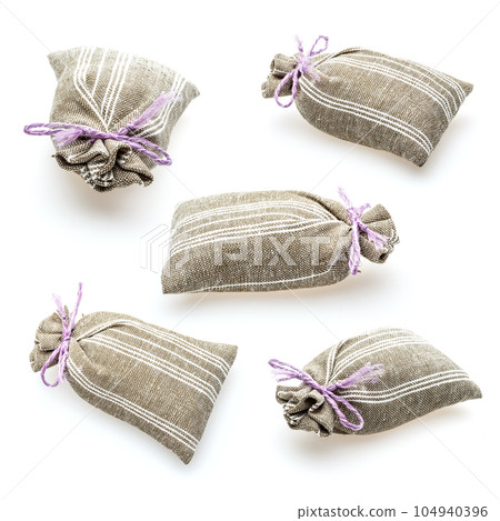 Sachet with dried lavender Sachet with dried lavender 104940396