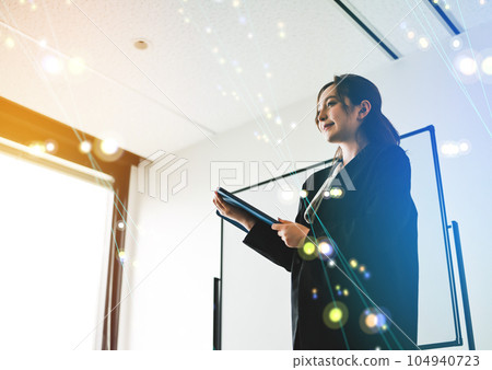 Woman teaching presentation Woman teaching presentation 104940723