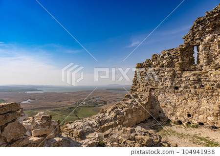 Ruins of the medieval Enisala fortress 104941938