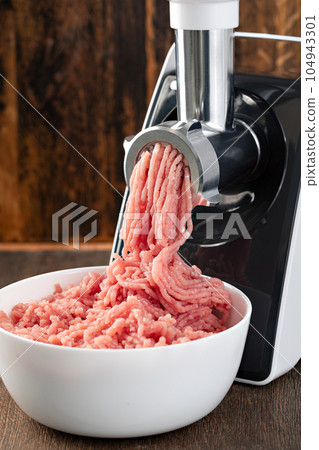 Electric meat grinder 104943301