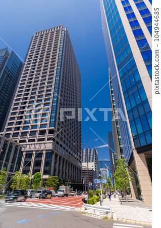 《Tokyo》 Nihonbashi, office district 104944685